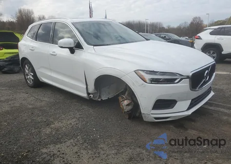 2020 Volvo Xc60 T5 Momentum z USA, uszkodzony, nr VIN YV4102DK3L1423582